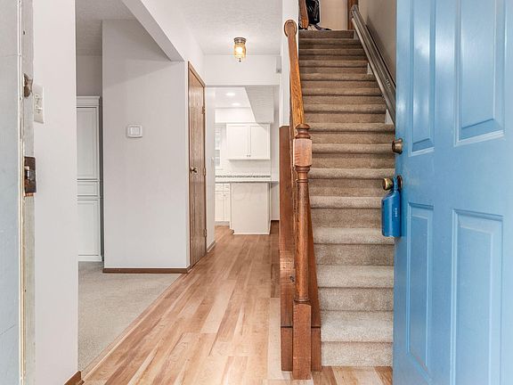2nd image of 7480 Gardenview Pl