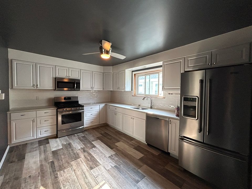 1st image of 259 North Dr Floor 2