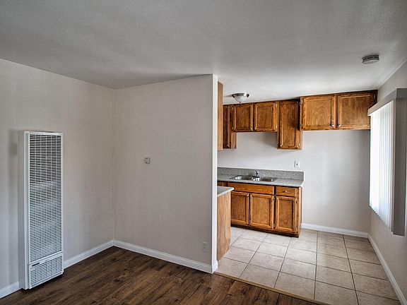 4th image of 11821 Orange St APT 2