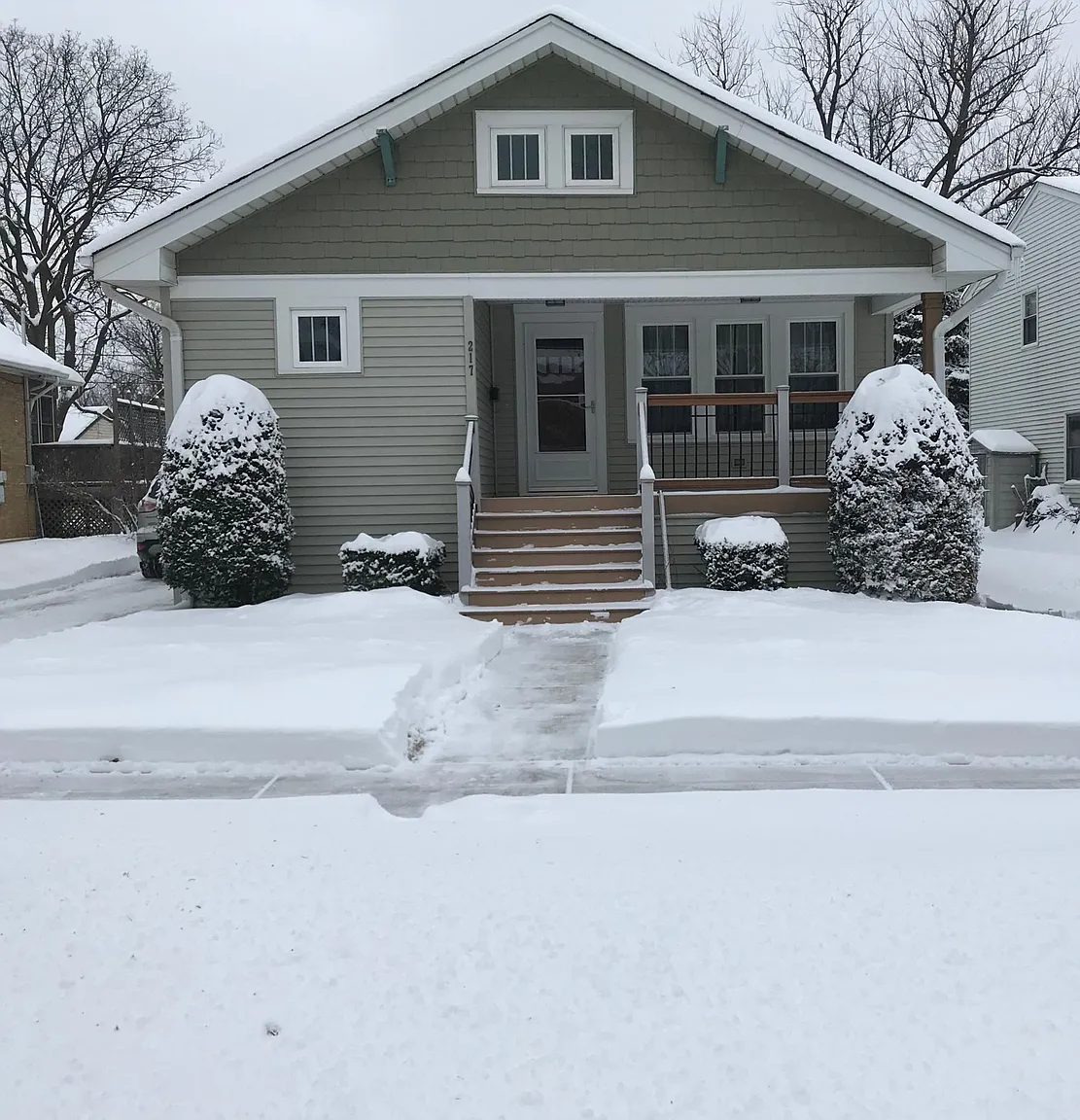 217 N Walnut St photo 1