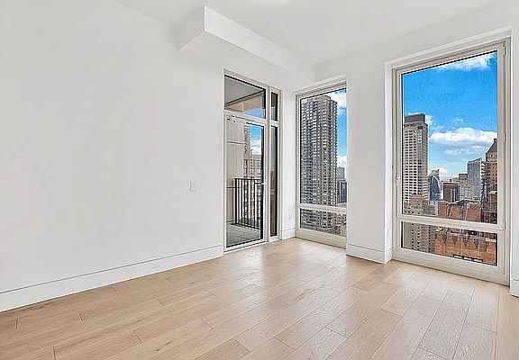 3rd image of 15 W 61st St #27D