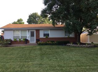 5510 Fairway Dr, Crestwood, IL 60445