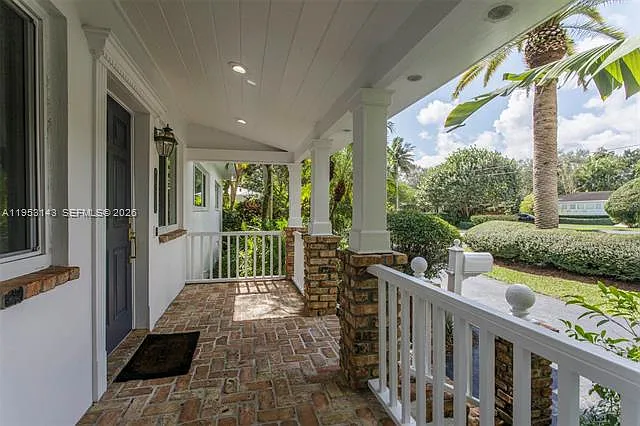 7801 SW 58th Ave — Photo 21