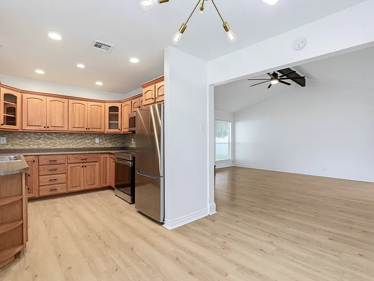 10343 Granary St — Photo 5