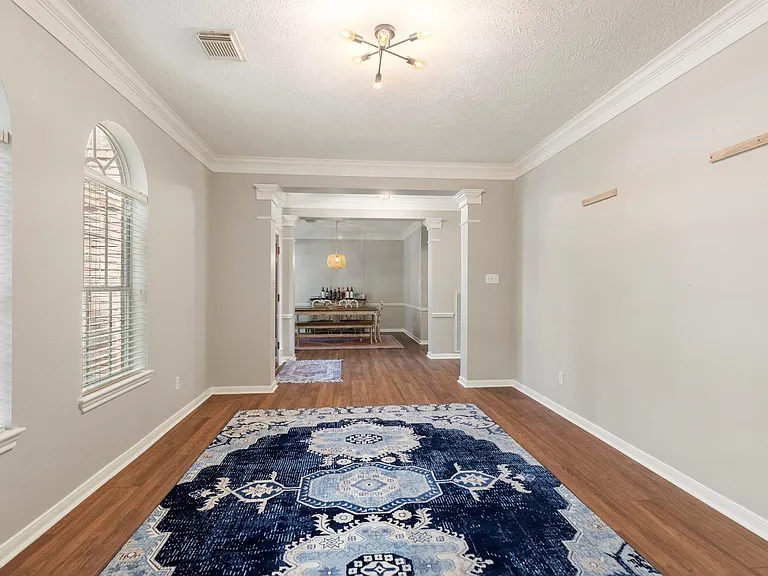 10 Scenic Mill Pl — Photo 11
