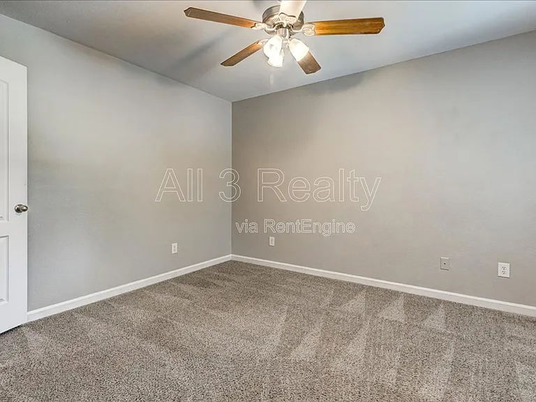 123 Wellbrook Ct NE — Photo 33