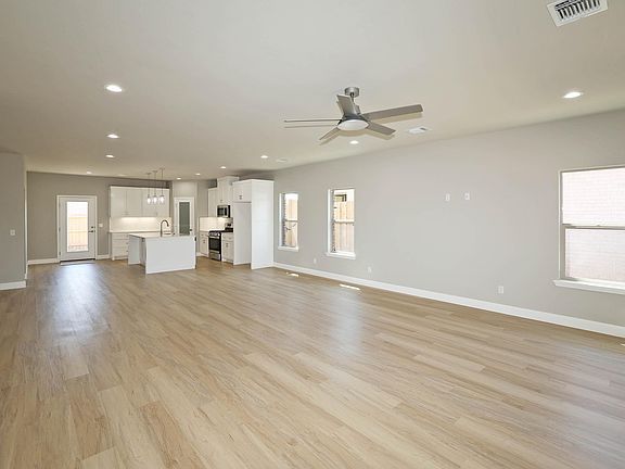 5th image of 4705 Scotty Dr