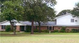 2nd image of 1006 County Road 484