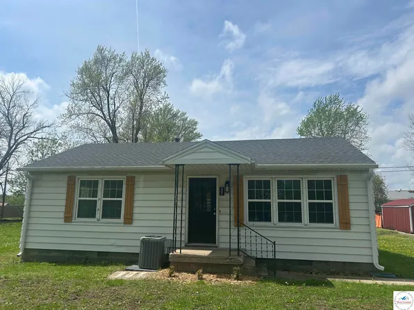 402 N Lee St, Leeton, MO 64761