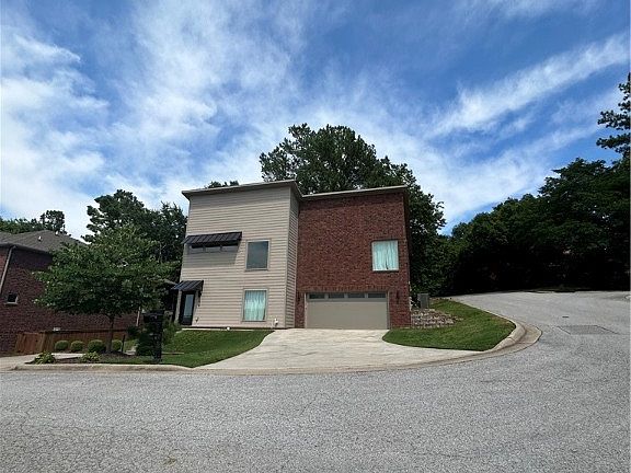 5th image of 1438 N Desoto Pl