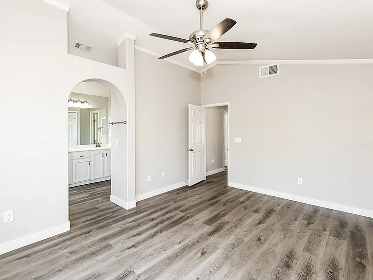 9586 Lavarun Ct — Photo 11