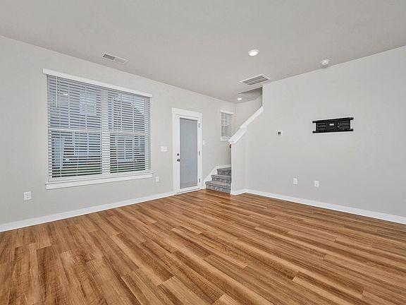 4th image of 4228 Gandalf Ln