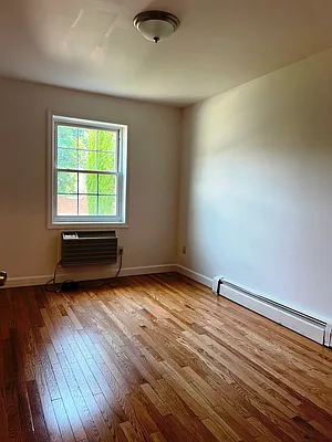 Rented by Prime Realty | media 30