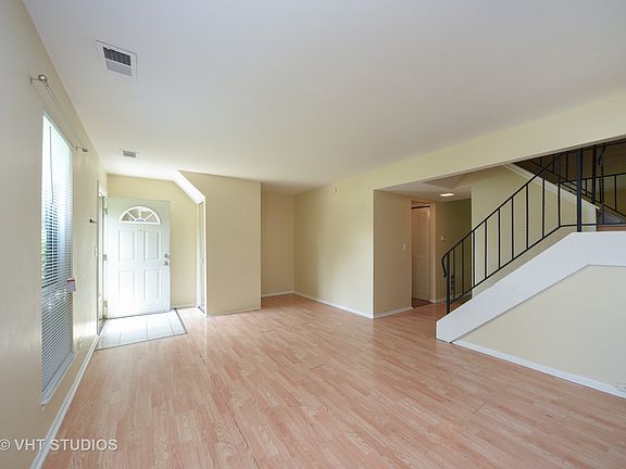 3rd image of 1254 Churchill Dr