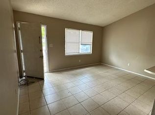 424 Massachusetts Ave APT B, Pensacola, FL 32505