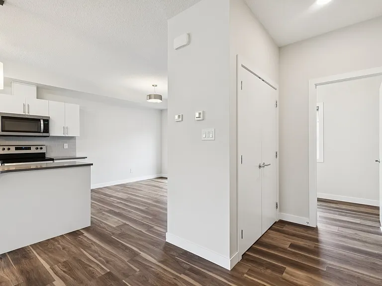 979 Crystallina Nera Way NW — Photo 18