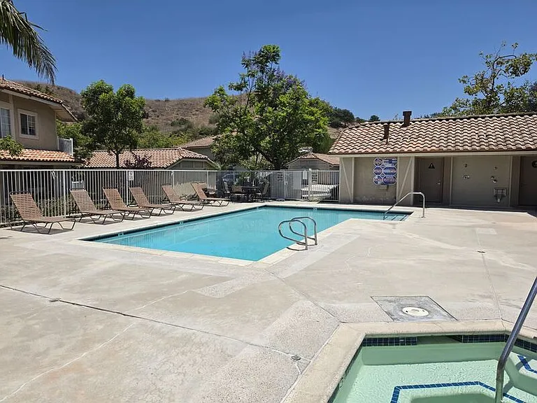 19801 Meadow Ridge Dr #57 — Photo 39