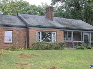 140 Crestmont Dr, Madison, VA 22727