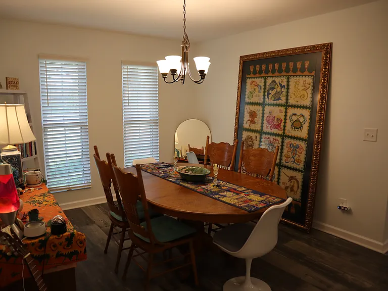 Chesterton Ct — Photo 6
