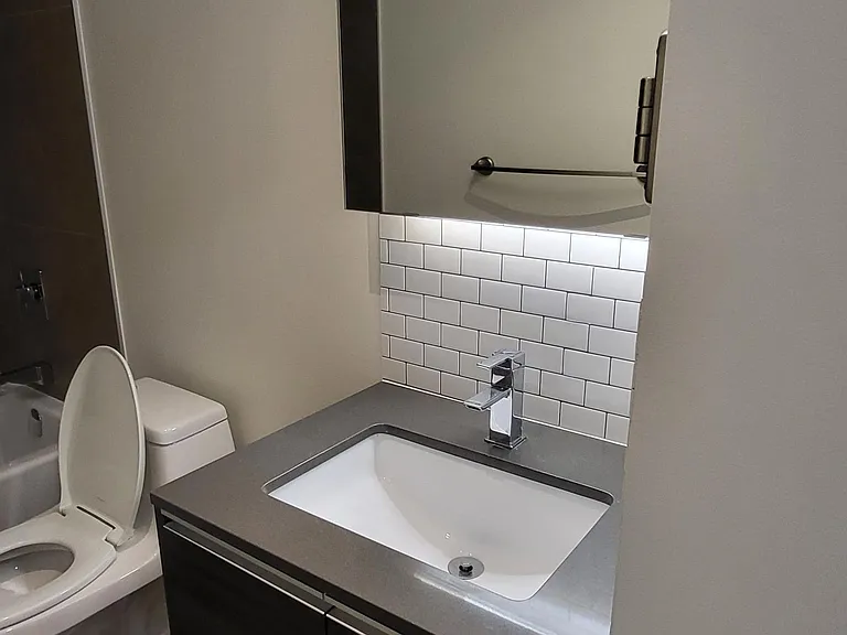 20 Minowan Miikan Ln #1805 — Photo 10