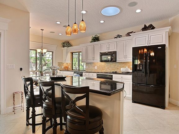 3rd image of 1035 Olde Doubloon Dr