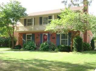 813 Lakeland St, Grosse Pointe Park, MI 48230