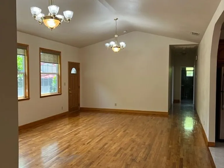 3515 California Ave — Photo 10