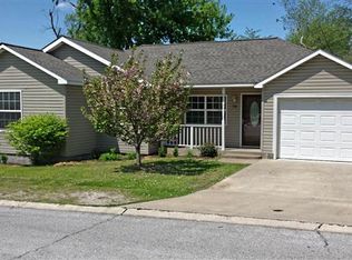526 W Spring St, Neosho, MO 64850