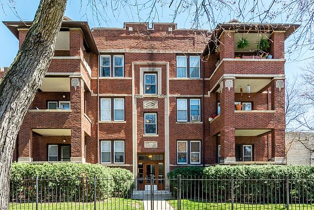 1st image of 4901 N Monticello Ave #35