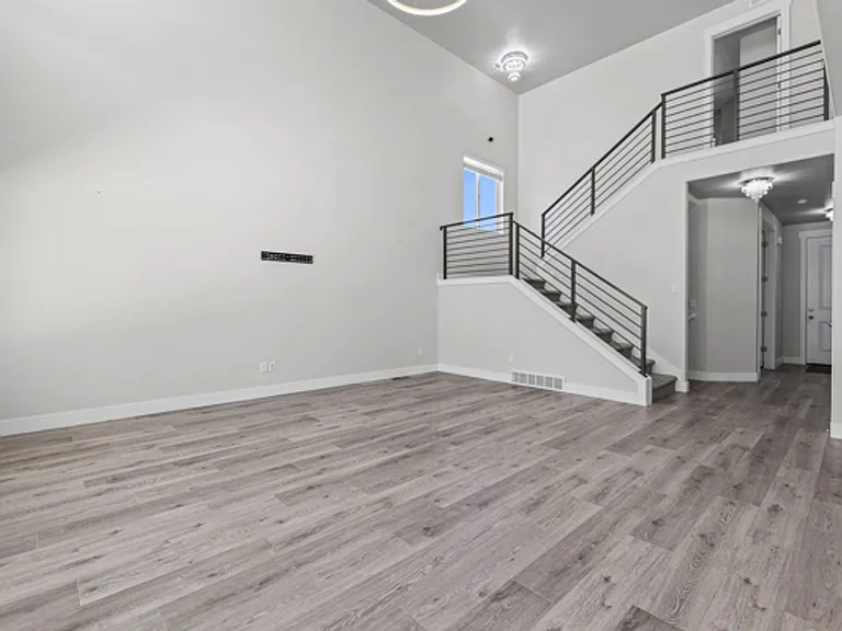 2877 S Greenhead Dr — Photo 37