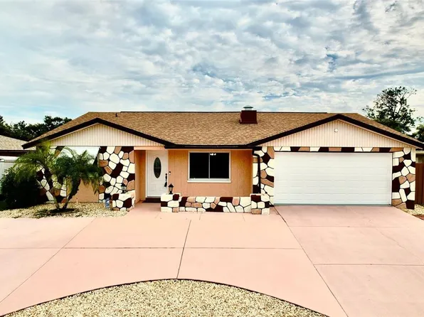5816 Consuello Dr, Holiday, FL 34690