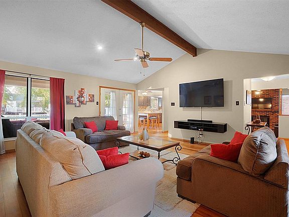 5th image of 3637 Vago Ln