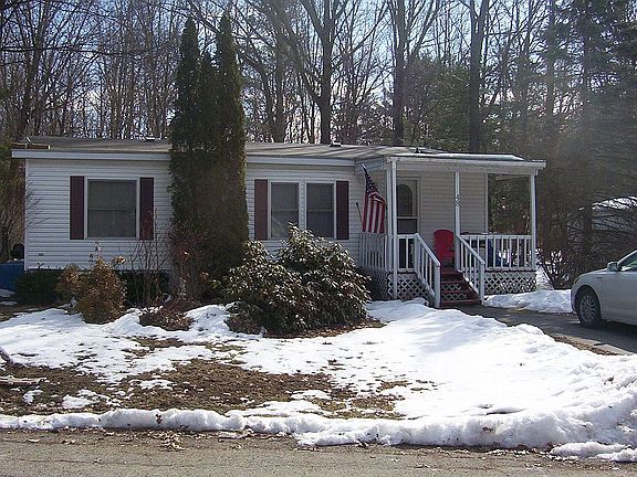 2nd image of 48 Lakeside Dr