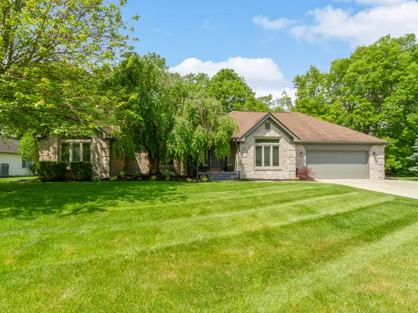 8642 Match Point Ct, Indianapolis, IN 46256