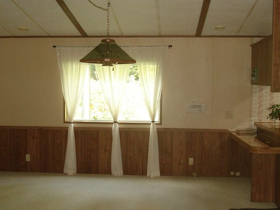 4th image of 4819 147th Street Ct E