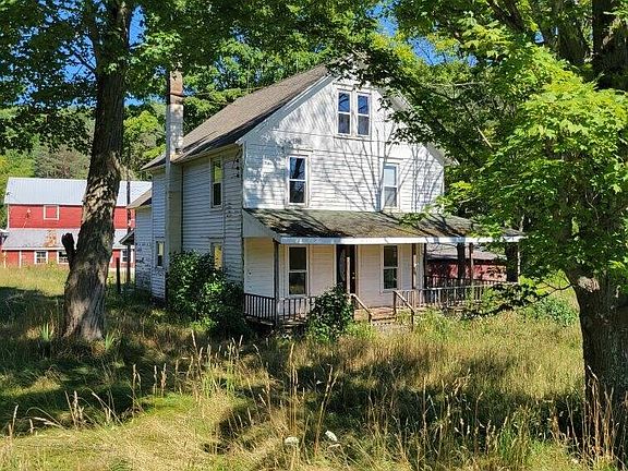 4th image of 164 Wheaton Creek Rd