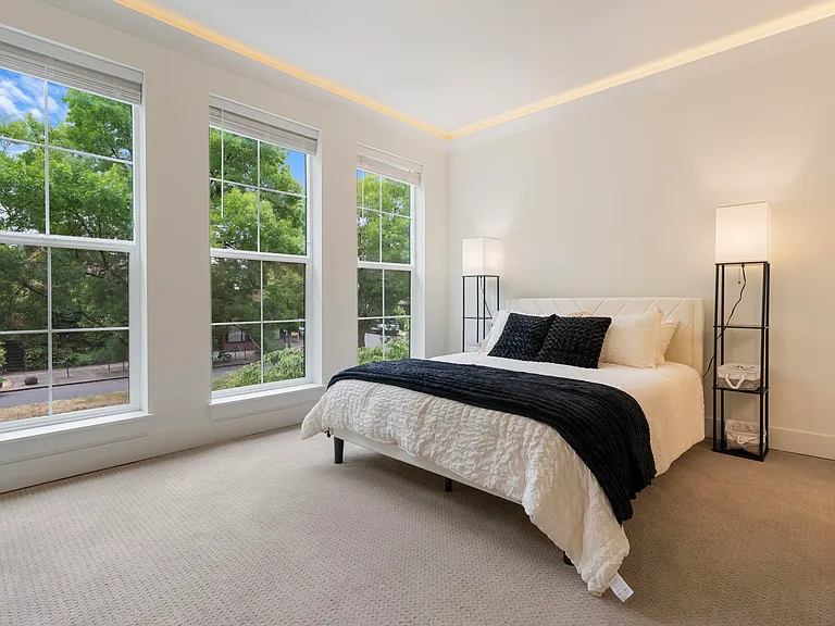 3017 NE Ainsworth St #3017 — Photo 5