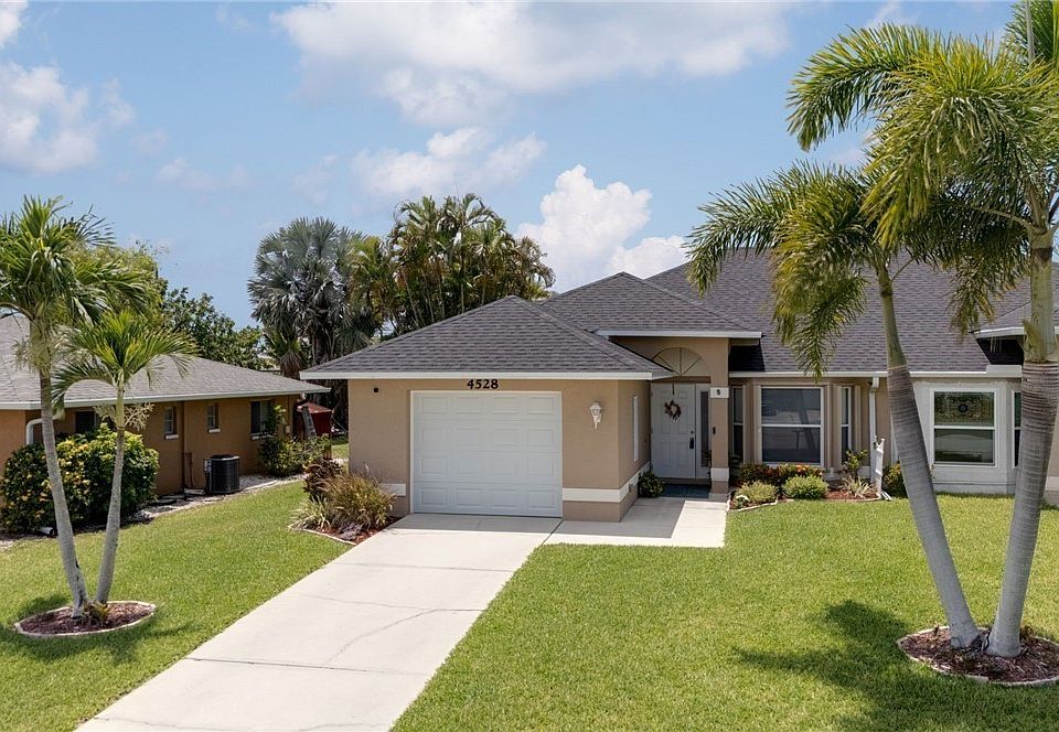 1st image of 4528 SW 7th Pl