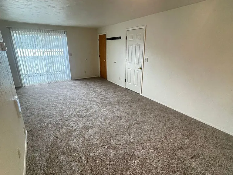 32000 Pineway Rd #14 — Photo 11