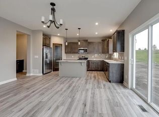2220 Naples Ave, Cologne, MN 55322