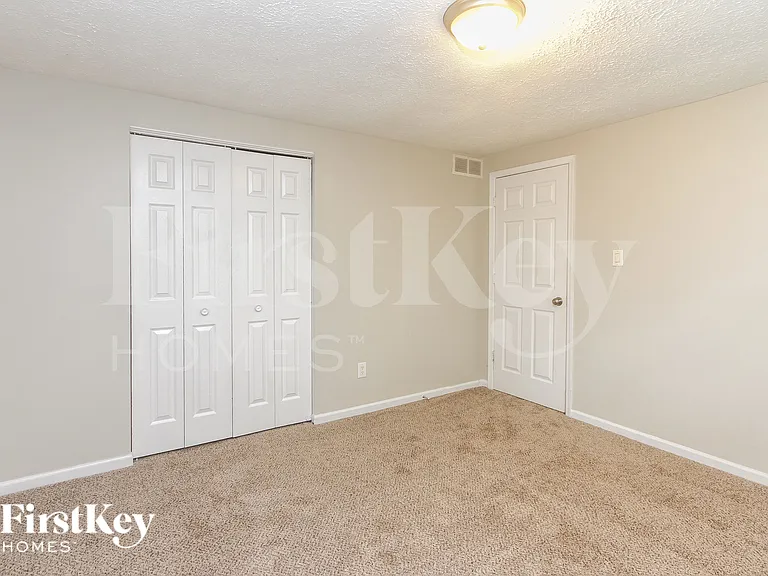 5729 Ensenada Ave — Photo 10