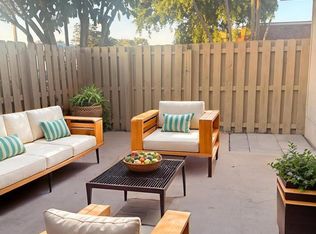 2622 NW 7th Ct, Delray Beach, FL 33445