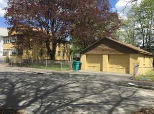 63 Camp St, Worcester, MA 01603