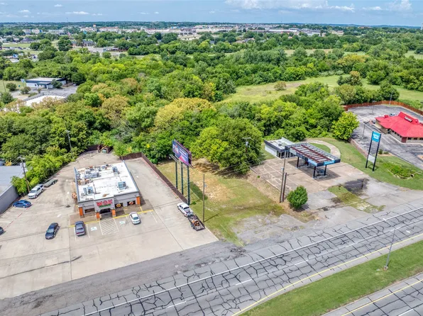 2012 Texoma Pkwy, Sherman, TX 75090