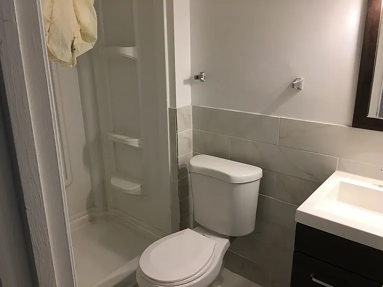7008 Braddock Mews Pl — Photo 12