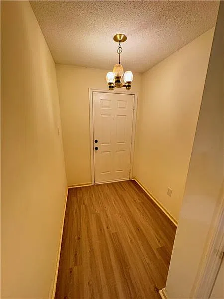 2 bed, 2.5 bath, 1120 sqft, $1,695 — Photo 2