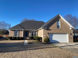 511 Wilson Mann Rd, Owens Cross Roads, AL 35763