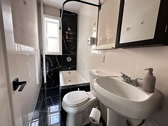 4th image of 103 Belmont Ave #1A
