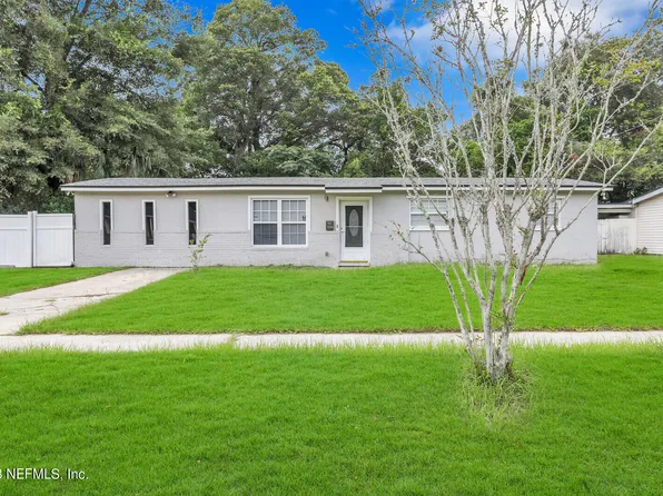 3040 DALEHURST Drive W, Jacksonville, FL 32277