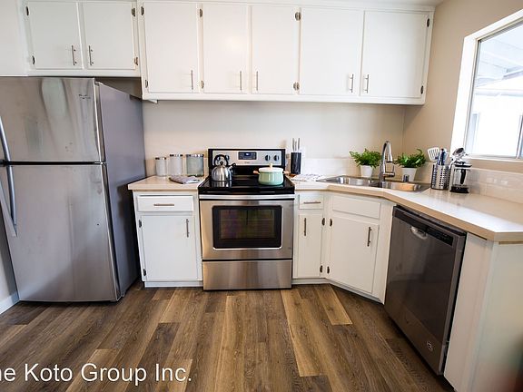 2nd image of 263 N Chorro St APT 1